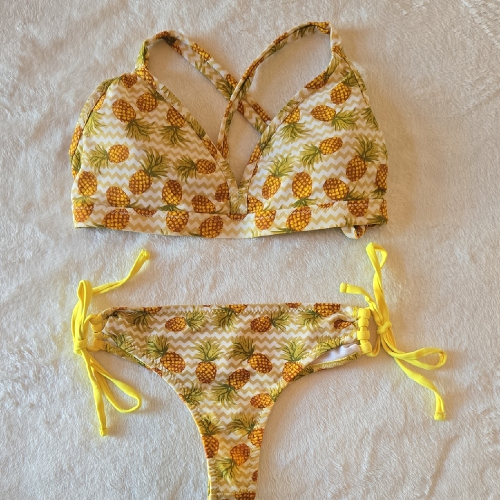 Pineapple Vintage 70's Vibe Bikini Lg Top M Bottom Bright Durable Cheeky Flirty